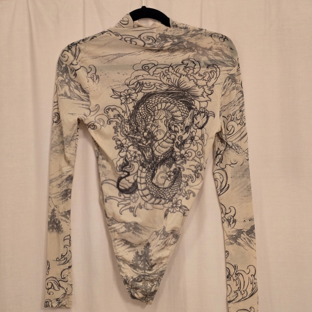 Fashion Nova Beige and Black Patterned Garment